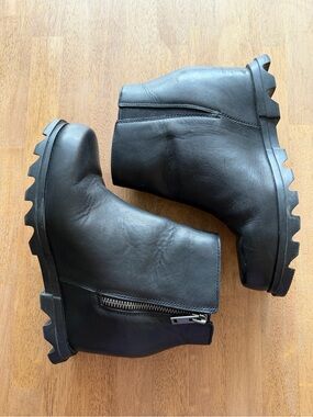 Sorel Joan of Arc Wedge Boots
